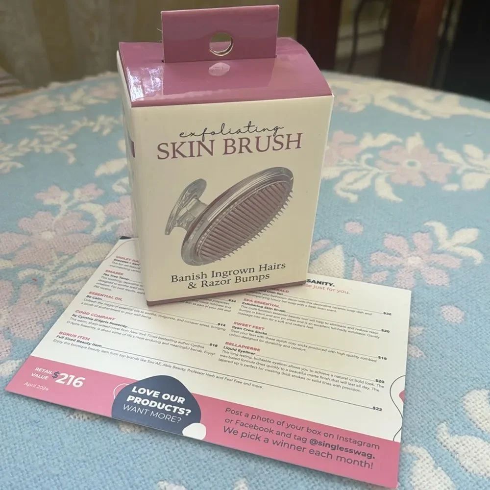 *NEW IN BOX* Spa Essential Exfoliating Skin Brush